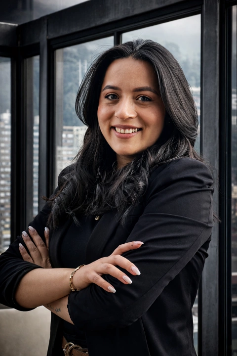 Luisa Verano (Pequeña)